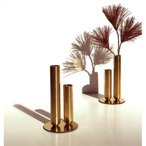 Pareja de "Soliflores" en Latón o Metal Lacado