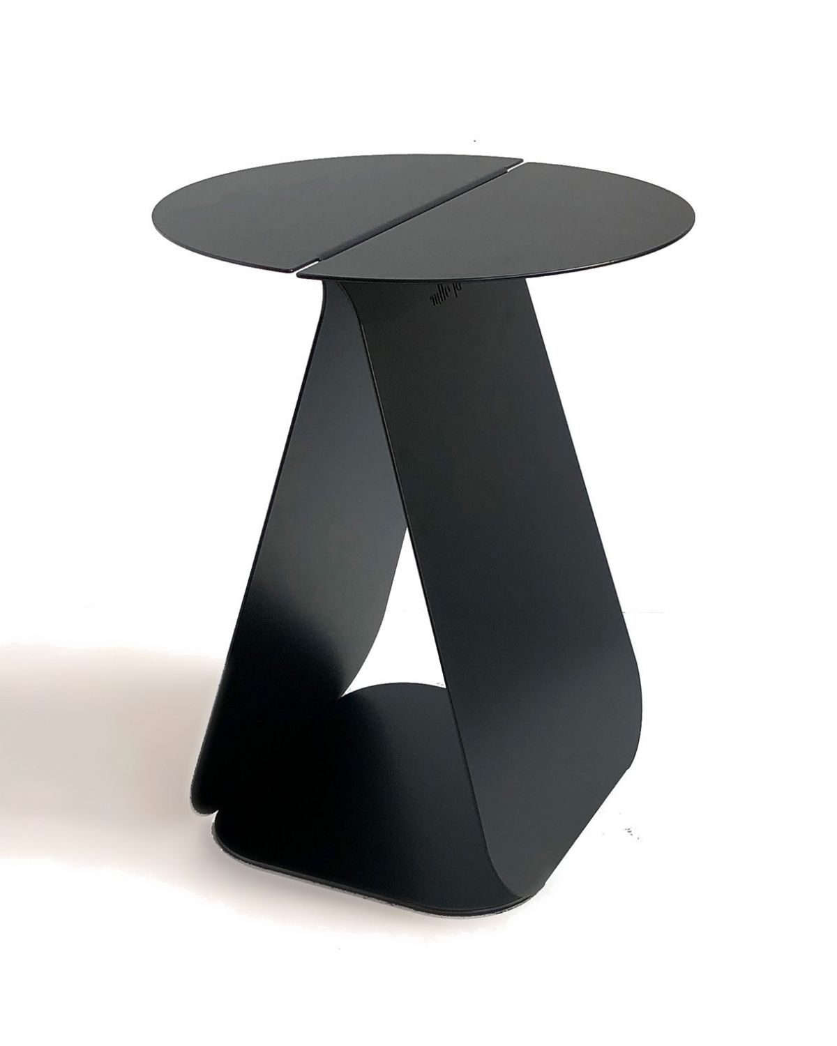 Couple de Tables d'Appoint Rondes - Fusion