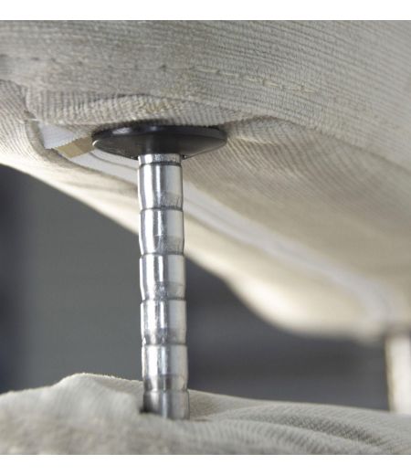 Sillón de tela o terciopelo y roble natural - Vega