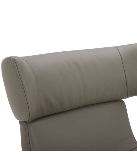 Ensemble fauteuil + pouf cuir et chêne naturel - Naos