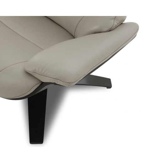 Ensemble fauteuil + pouf cuir et chêne noir - Naos